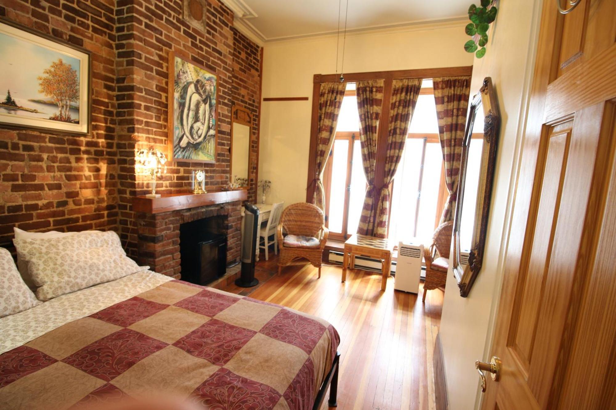 B&B De La Fontaine Квебек Екстер'єр фото